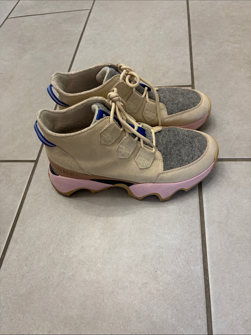 Sorel Womens Beige and Gray Suede-Accent Casual Sneakers with Pink Sole